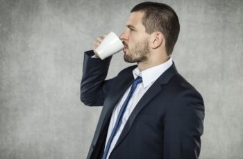 3 Razões Pelas Quais o “Café-À-Prova-De-Balas” É uma Má Ideia