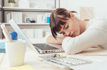 10 Sinais e Sintomas de Deficiência de Ferro